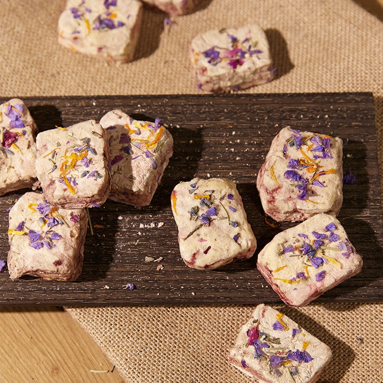 Fredy🐱🐶Freeze Dried Parmesan Cheese Lamb Brain With Herbs 2oz