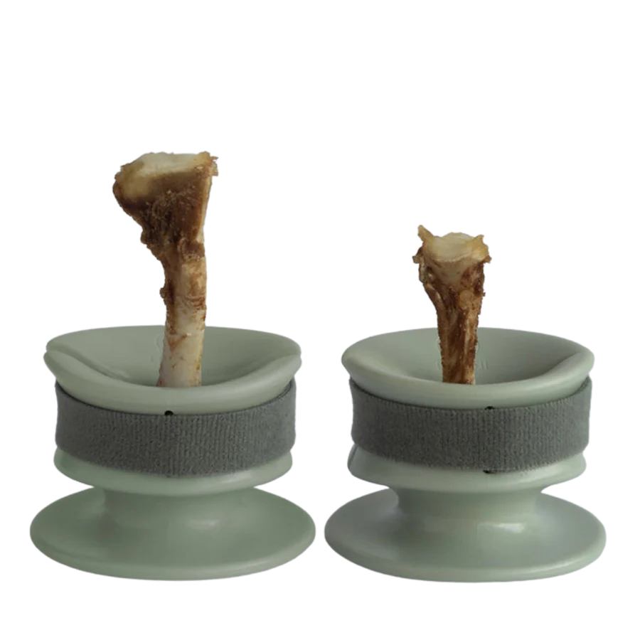 Lunoji🐱🐶Chewden Grip: Chew Holder Enrichment Tool - Sage Green